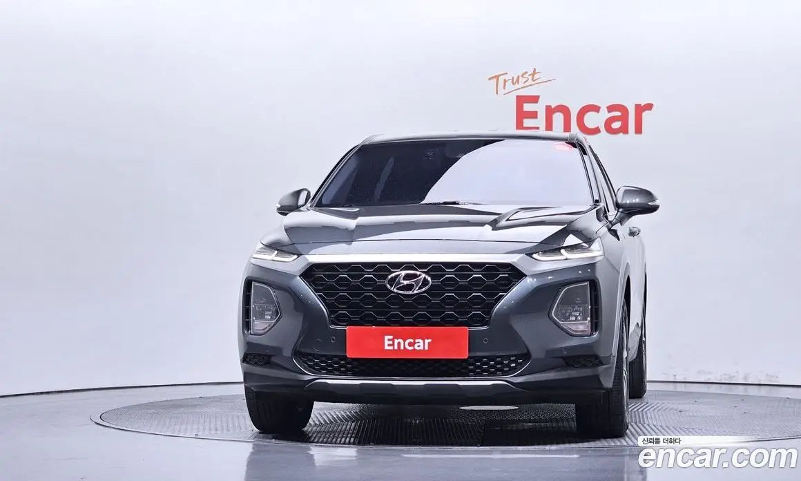 Hyundai Santa Fe 2018 2.0 автомат (гидро), фото 3 Hyundai Santa Fe 2018 2.0 автомат (гидро), фото 3