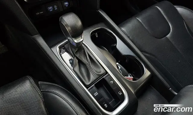 Hyundai Santa Fe 2018 2.0 автомат (гидро), миниатюра 9 Hyundai Santa Fe 2018 2.0 автомат (гидро), миниатюра 9