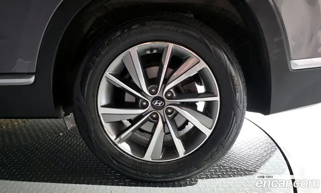 Hyundai Santa Fe 2019 2.0 автомат (гидро), миниатюра 7 Hyundai Santa Fe 2019 2.0 автомат (гидро), миниатюра 7