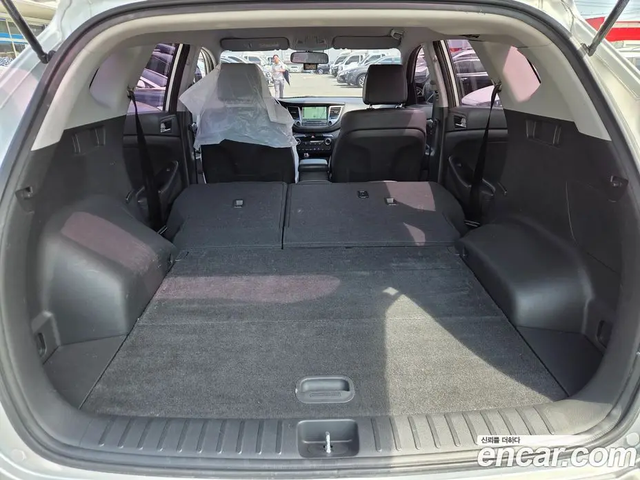 Hyundai Tucson 2016 2.0 автомат (гидро), фото 16