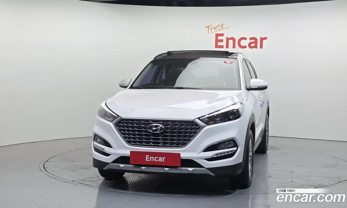 Hyundai Tucson 2017 1.7 автомат (гидро), фото 3