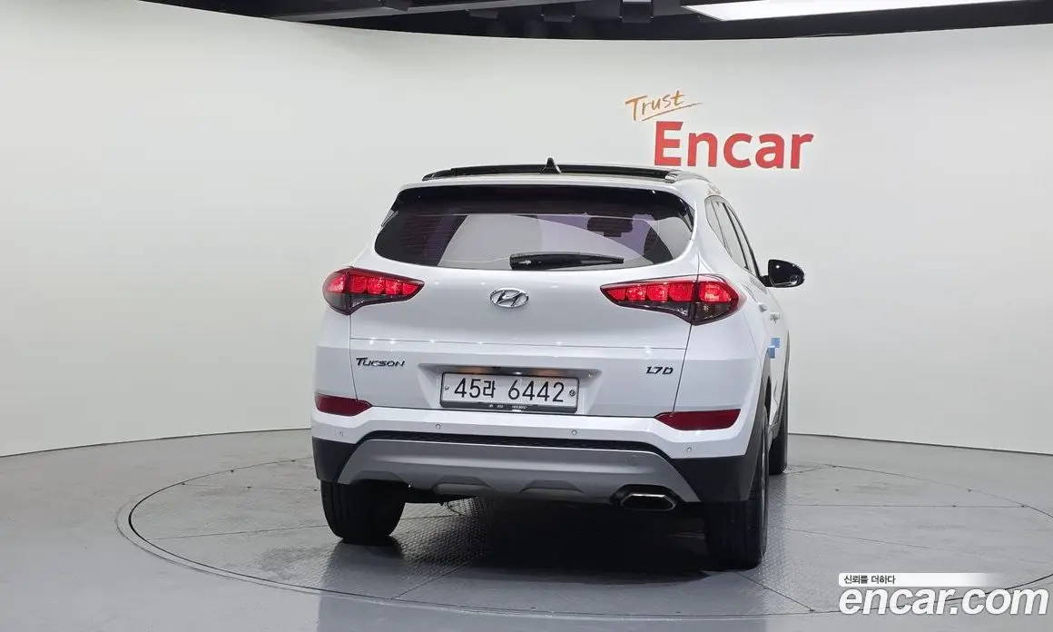 Hyundai Tucson 2017 1.7 автомат (гидро), фото 4