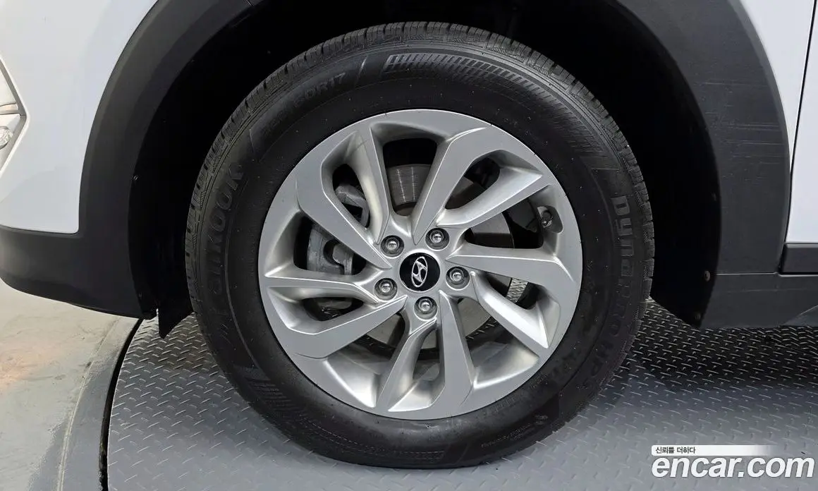 Hyundai Tucson 2017 1.7 автомат (гидро), фото 5
