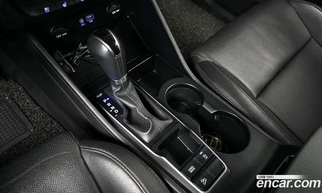 Hyundai Tucson 2017 1.7 автомат (гидро), миниатюра 9