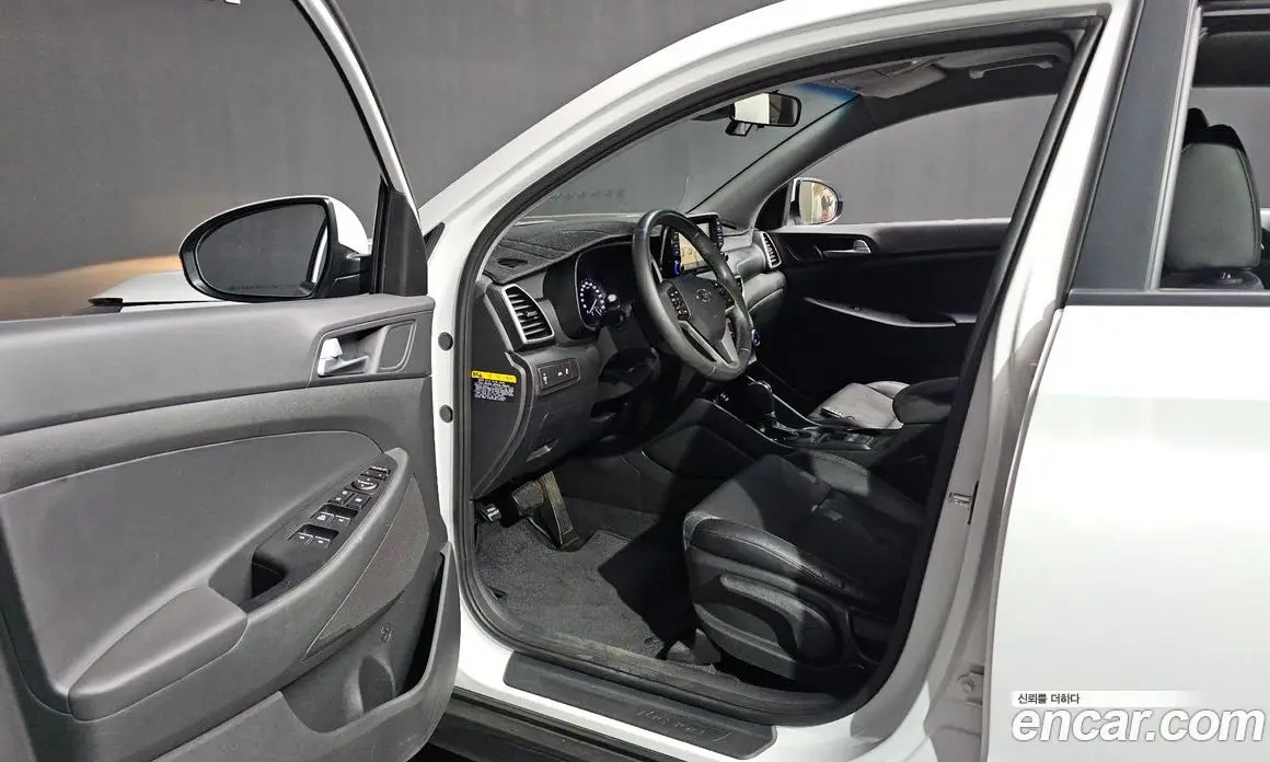 Hyundai Tucson 2019 1.6 автомат (гидро), фото 13