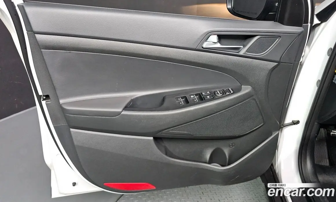Hyundai Tucson 2019 1.6 автомат (гидро), фото 14