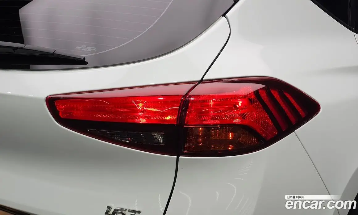 Hyundai Tucson 2019 1.6 автомат (гидро), фото 9