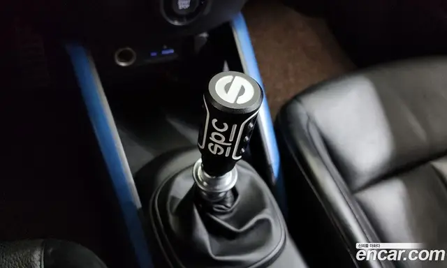 Hyundai Veloster 2014 1.6 механика, миниатюра 11