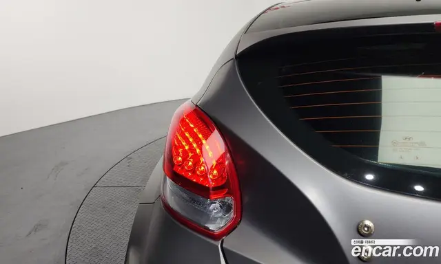 Hyundai Veloster 2014 1.6 механика, миниатюра 8