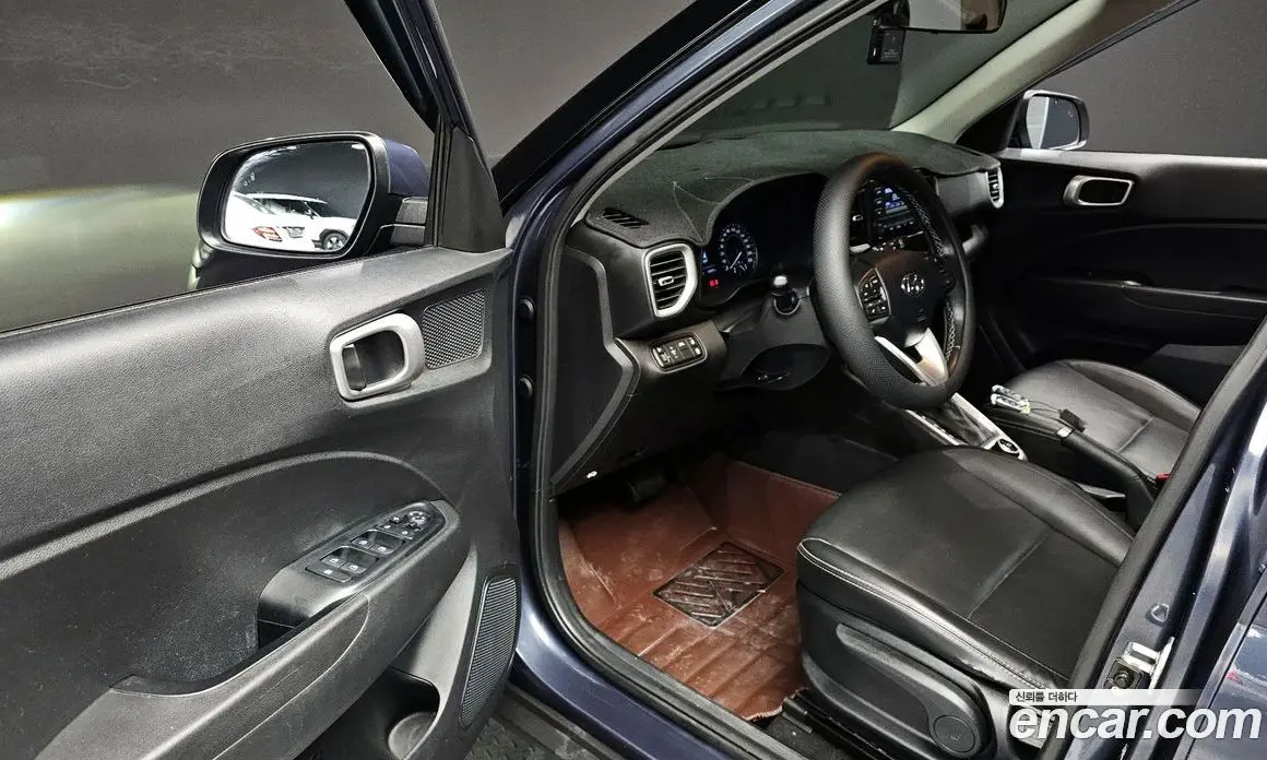Hyundai Venue 2021 1.6 автомат (гидро), фото 11