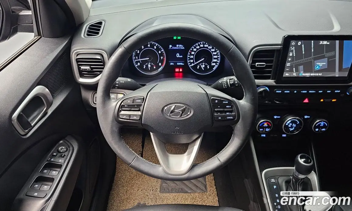 Hyundai Venue 2022 1.6 автомат (гидро), фото 19
