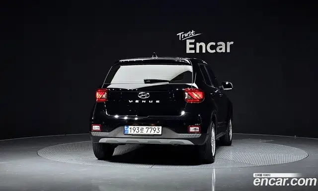 Hyundai Venue 2022 1.6 автомат (гидро), миниатюра 4