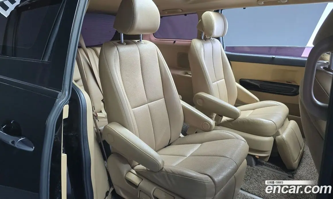 Kia Carnival 2018 2.2 автомат (гидро), фото 12 Kia Carnival 2018 2.2 автомат (гидро), фото 12