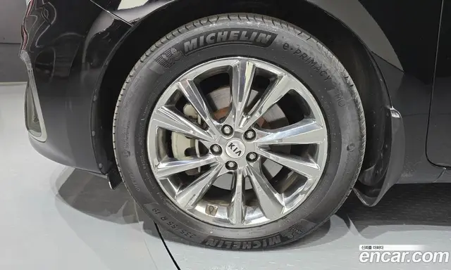 Kia Carnival 2018 2.2 автомат (гидро), миниатюра 5 Kia Carnival 2018 2.2 автомат (гидро), миниатюра 5