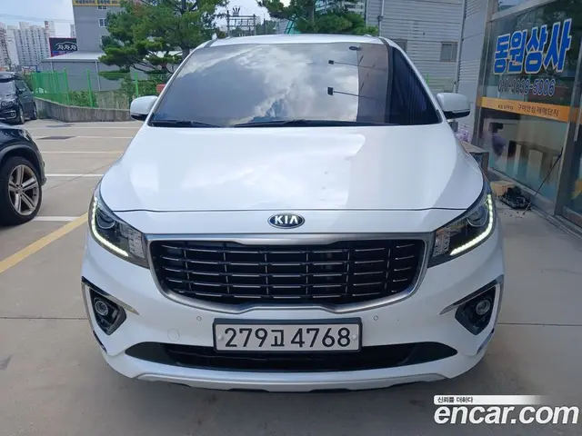 Kia Carnival, 2018, 74 539 км