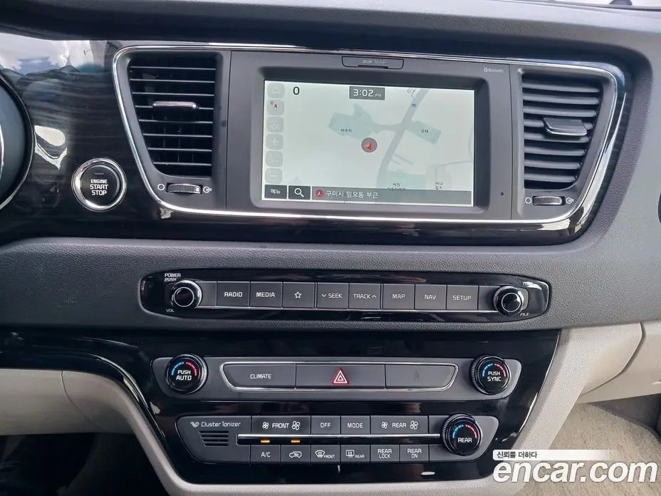 Kia Carnival 2018 2.2 автомат (гидро), фото 13