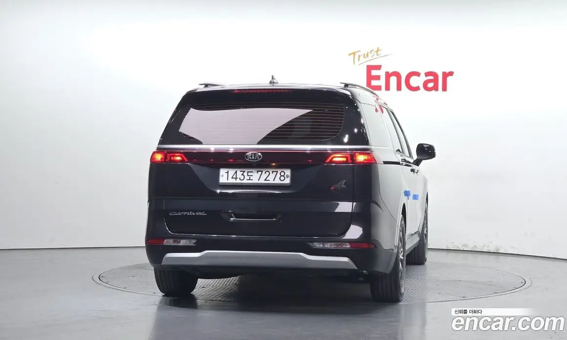 Kia Carnival 2020 2.2 автомат (гидро), фото 4