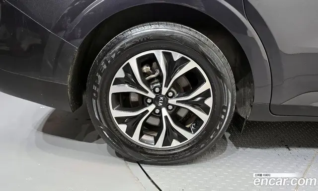 Kia Carnival 2020 2.2 автомат (гидро), миниатюра 5