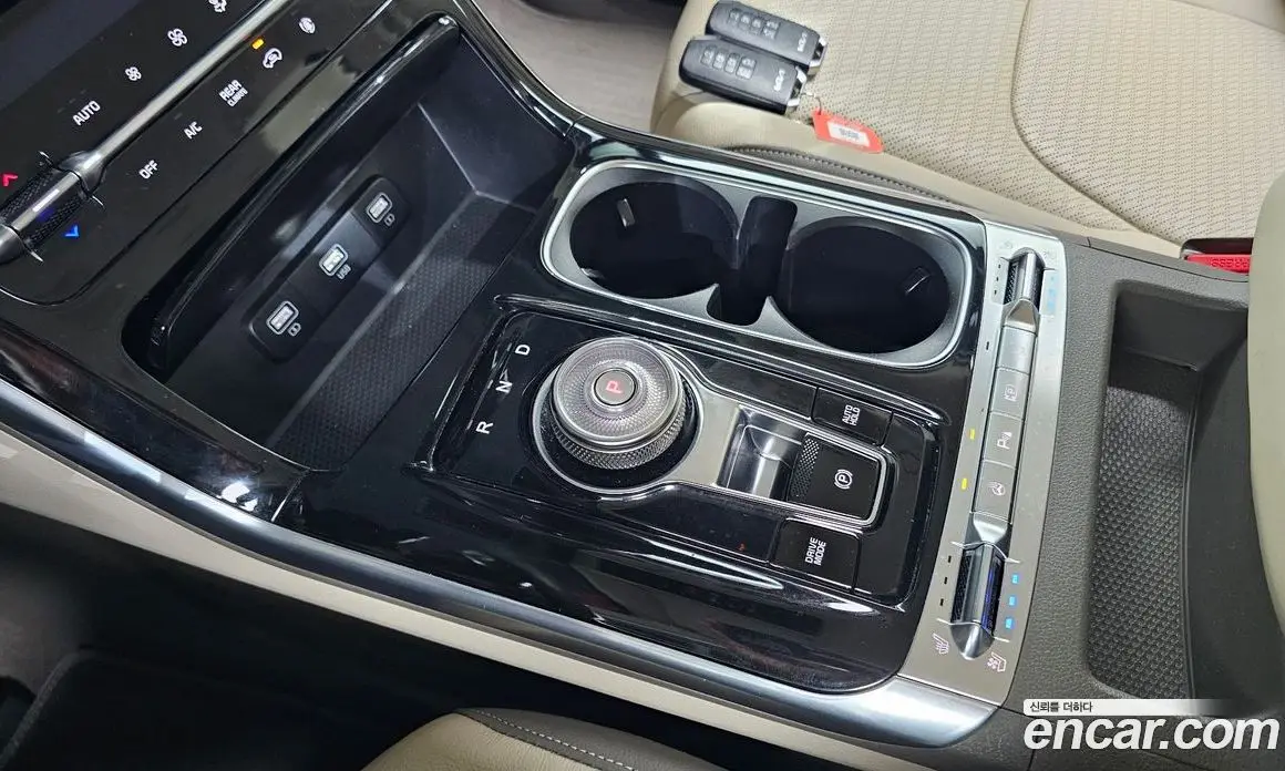 Kia Carnival 2021 2.2 автомат (гидро), фото 12