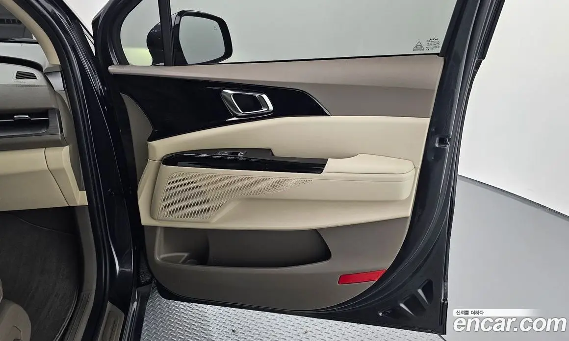Kia Carnival 2021 2.2 автомат (гидро), фото 14
