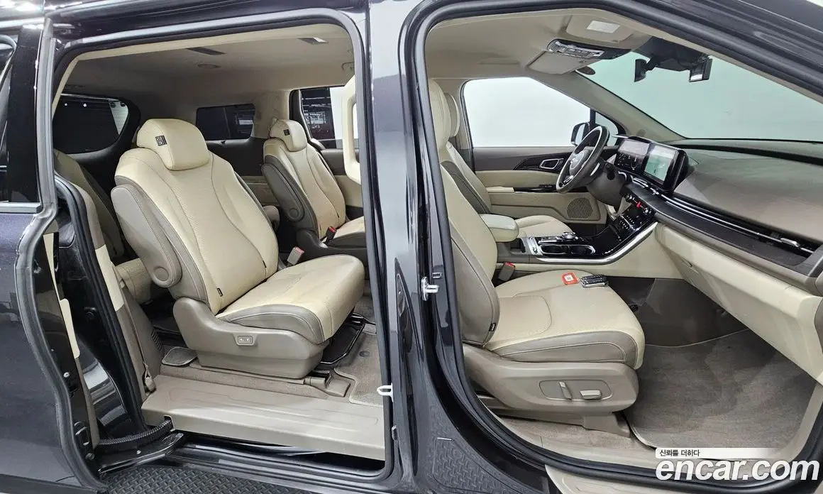 Kia Carnival 2021 2.2 автомат (гидро), фото 16