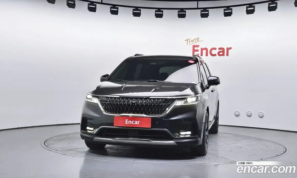 Kia Carnival 2021 2.2 автомат (гидро), фото 3