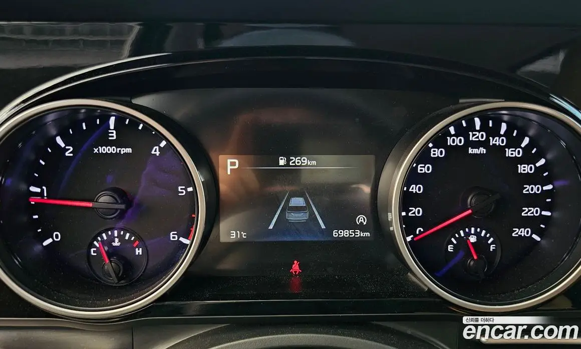 Kia Carnival 2022 2.2 автомат (гидро), фото 8