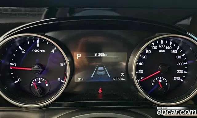 Kia Carnival 2022 2.2 автомат (гидро), миниатюра 8