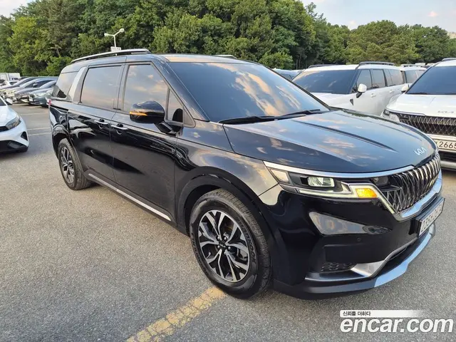 Kia Carnival 2022 2.2 автомат (гидро), миниатюра 3 Kia Carnival 2022 2.2 автомат (гидро), миниатюра 3