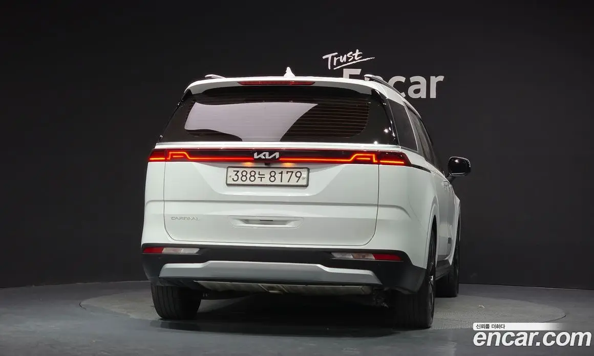 Kia Carnival 2022 2.2 автомат (гидро), фото 4 Kia Carnival 2022 2.2 автомат (гидро), фото 4
