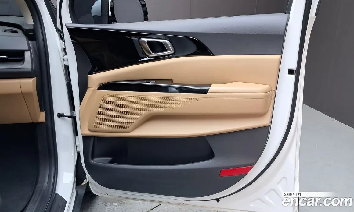 Kia Carnival 2023 2.2 автомат (гидро), фото 14