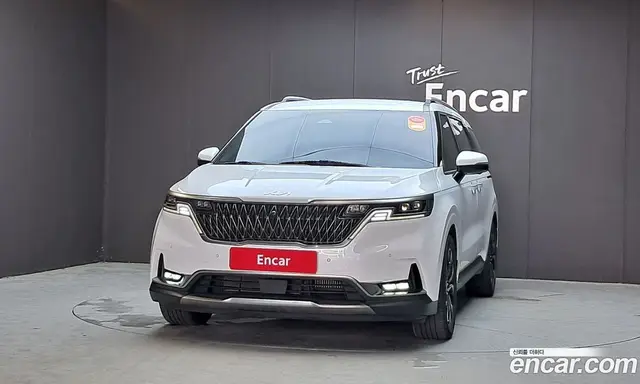Kia Carnival 2023 2.2 автомат (гидро), миниатюра 3