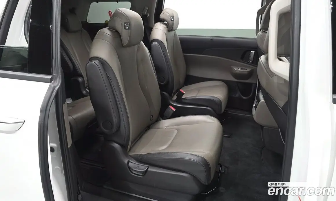 Kia Carnival 2024 2.2 автомат (гидро), фото 12