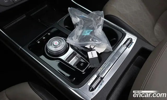 Kia Carnival 2024 2.2 автомат (гидро), миниатюра 9