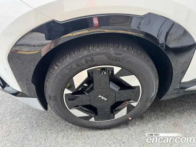 Kia EV5 2026 2.0 автомат (гидро), миниатюра 7