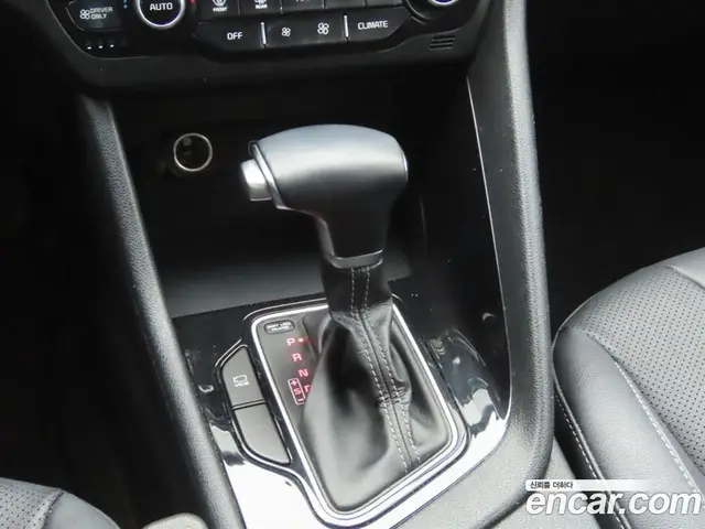 Kia Niro 2021 1.6 автомат (гидро), миниатюра 11