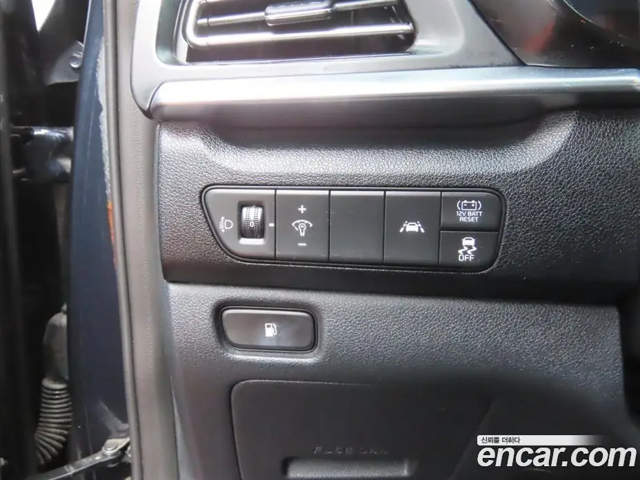 Kia Niro 2021 1.6 автомат (гидро), фото 14