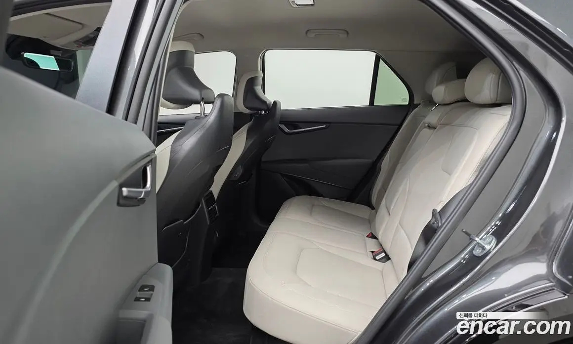 Kia Niro 2022 1.6 автомат (гидро), фото 18