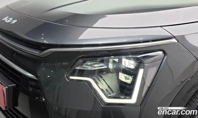Kia Niro 2022 1.6 автомат (гидро), миниатюра 8