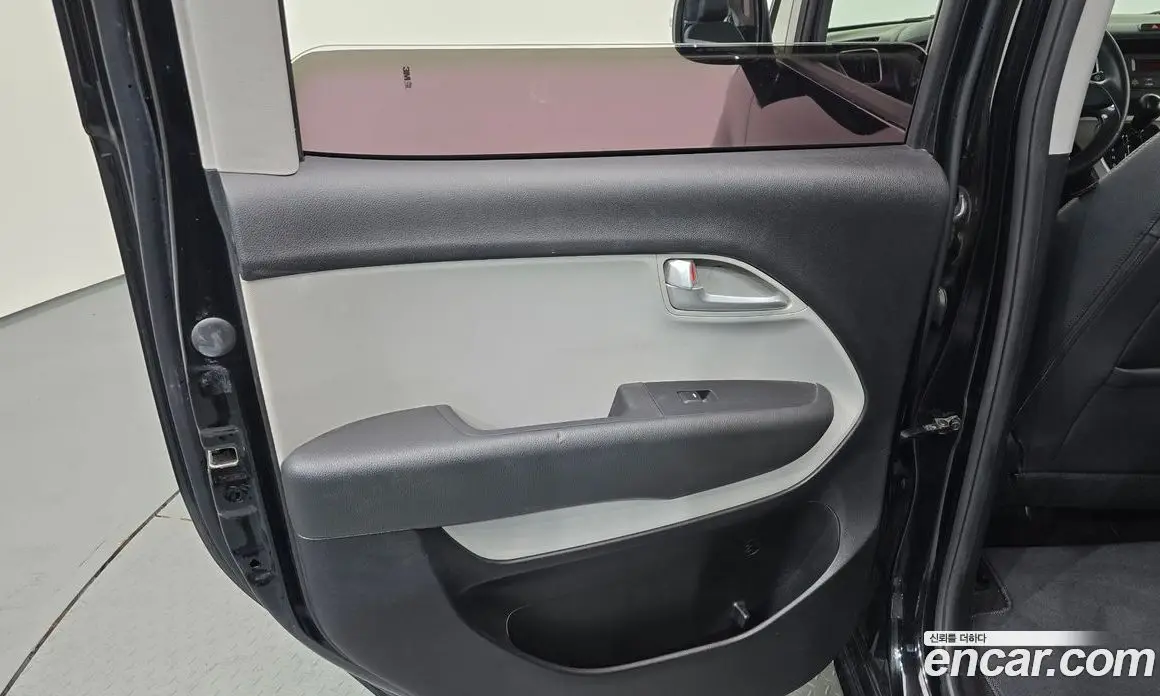 Kia Ray 2016 1.0 автомат (гидро), фото 15 Kia Ray 2016 1.0 автомат (гидро), фото 15