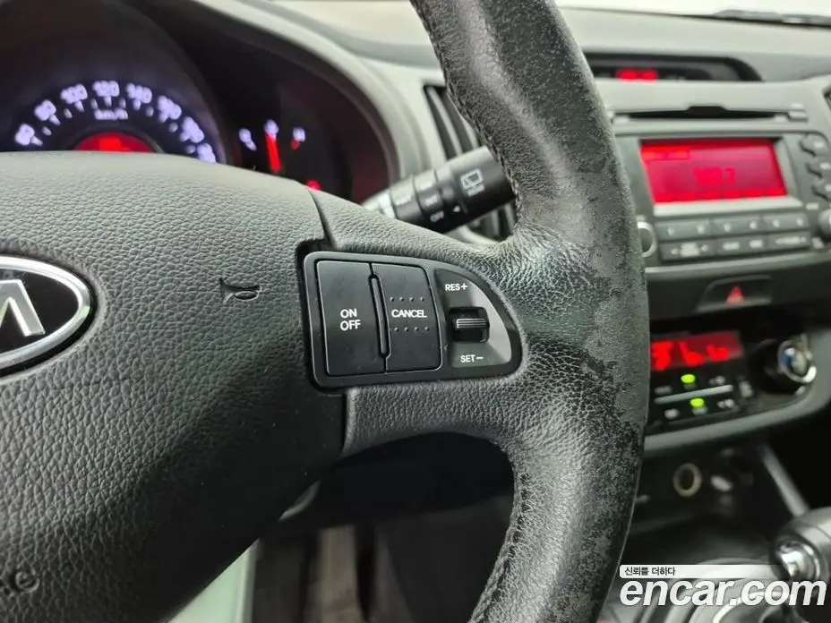 Kia Sportage 2011 2.0 автомат (гидро), фото 15