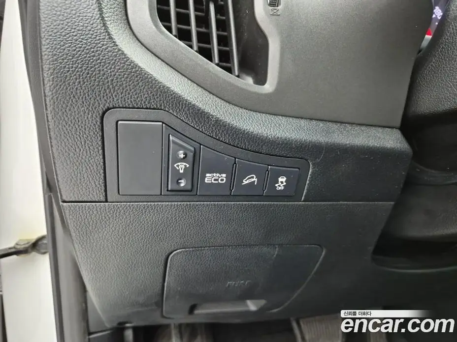 Kia Sportage 2011 2.0 автомат (гидро), фото 16