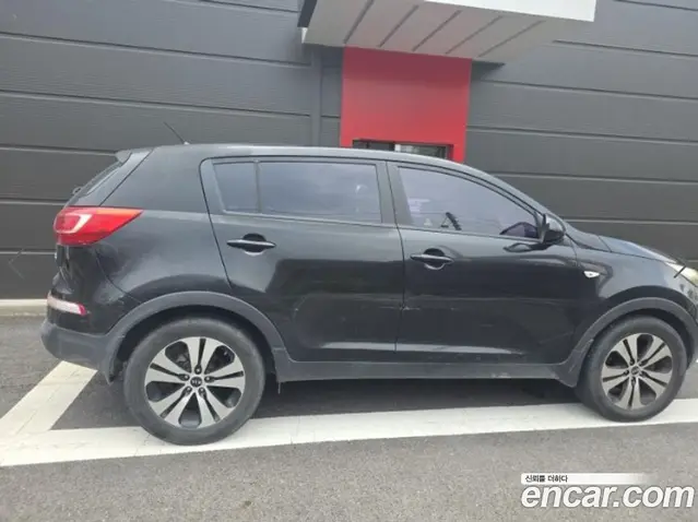 Kia Sportage 2013 2.0 автомат (гидро), миниатюра 4