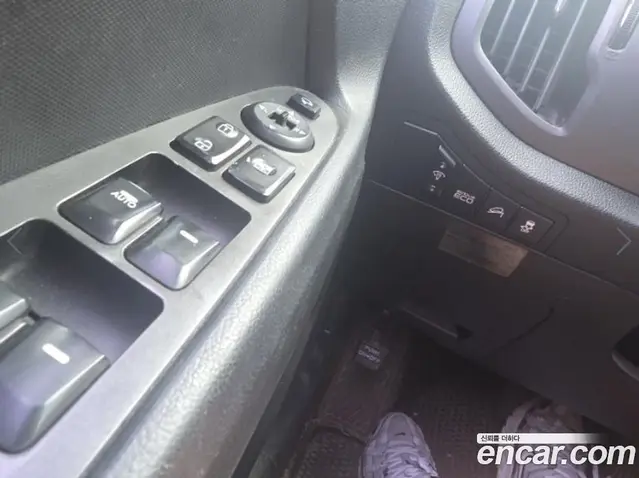 Kia Sportage 2013 2.0 автомат (гидро), миниатюра 10