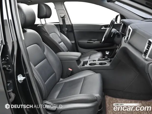 Kia Sportage 2016 2.0 автомат (гидро), миниатюра 10