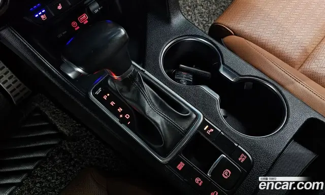 Kia Sportage 2017 2.0 автомат (гидро), миниатюра 9