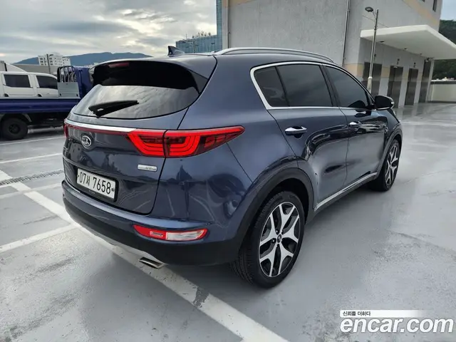 Kia Sportage 2018 2.0 автомат (гидро), миниатюра 2