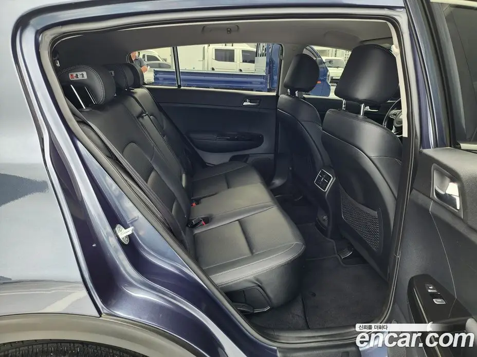 Kia Sportage 2018 2.0 автомат (гидро), фото 13