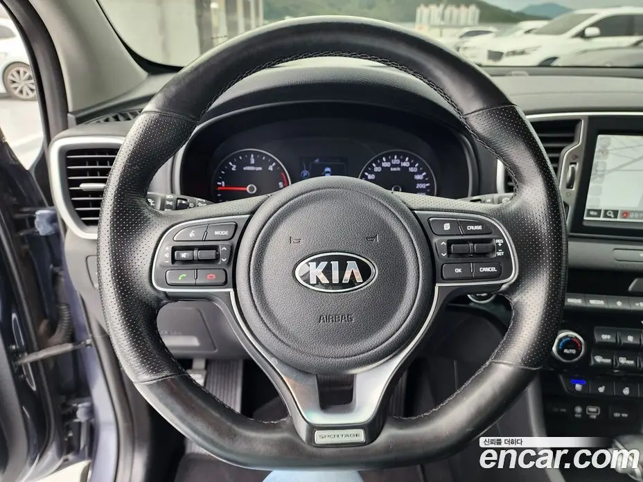 Kia Sportage 2018 2.0 автомат (гидро), фото 15