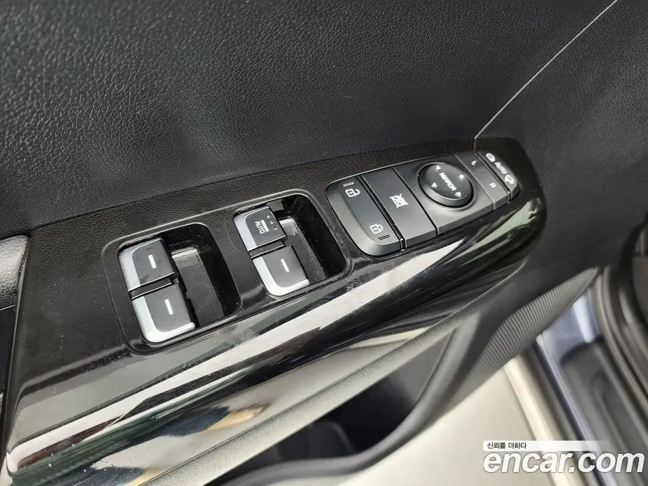 Kia Sportage 2018 2.0 автомат (гидро), фото 17
